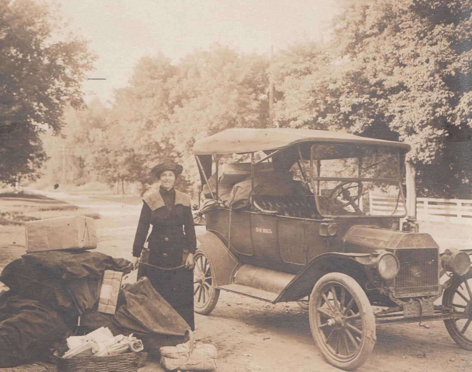 Picture of the Past: Unknown mail